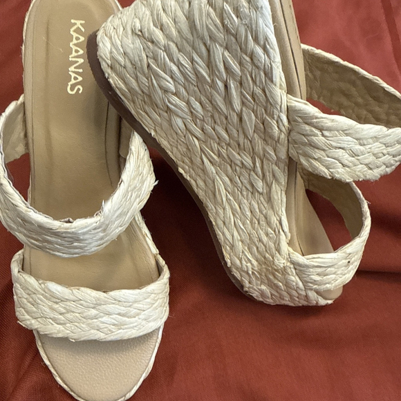 Kaanas Tenerife Anthropology Natural Braid Wedge Sandal Raffia Strap 9 Med NWT - Picture 7 of 8